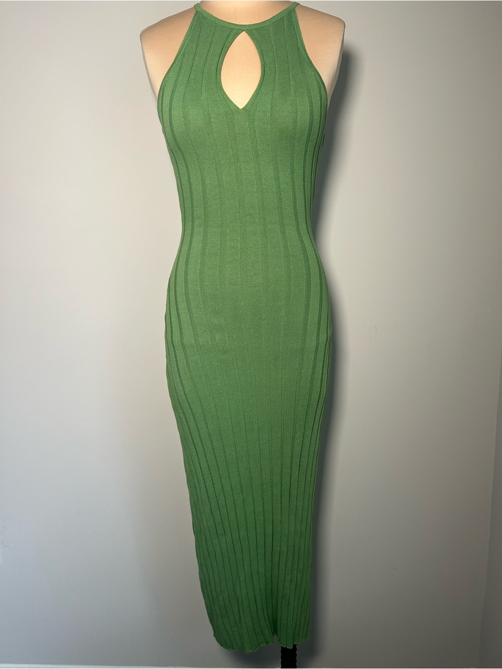 Pretty Lavish billie ribbed racer Green midi Dress